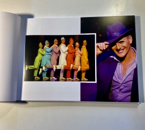 ALBUM souvenir LUXE - 100 pages - L'histoire du cabaret - Toutes les photos des numéros (photo extrait 5)